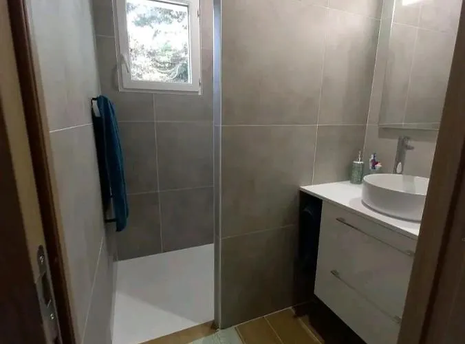 Maison Au Calme Avec Piscine